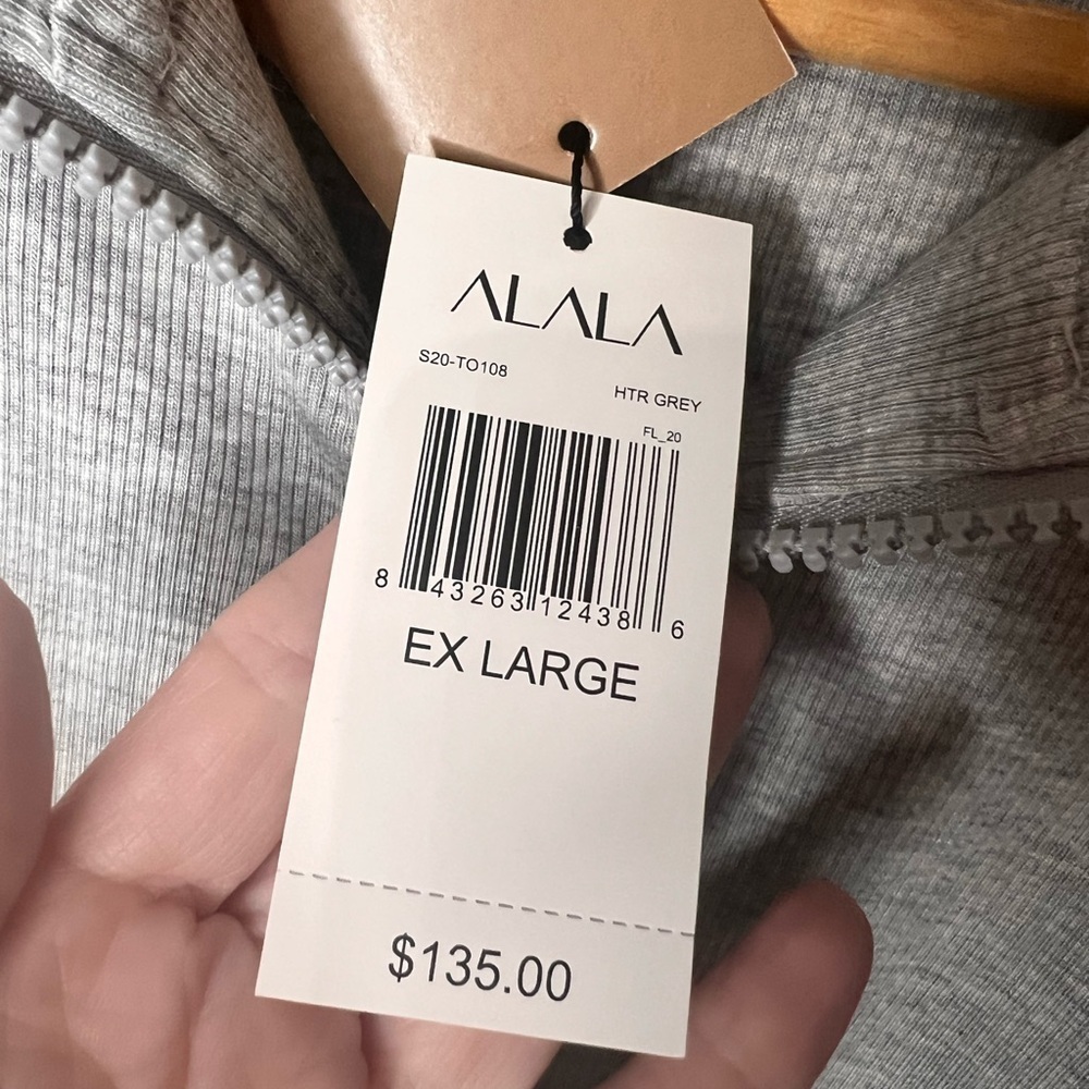 Alala Rise Cropped Zip Up NWT Size XL Retail $135 - Picture 6 of 9